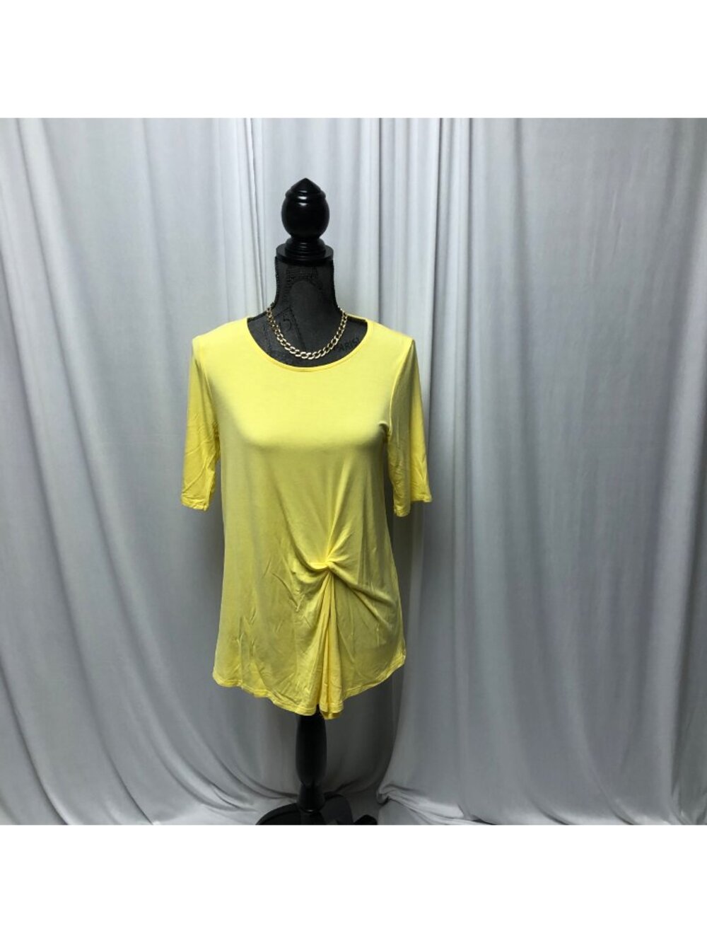 Investment Essentials Top Womens Size Small Yellow Stretchy Short Sleeve Tunic